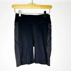 Lululemon Wunder Train Bike Shorts Size 4